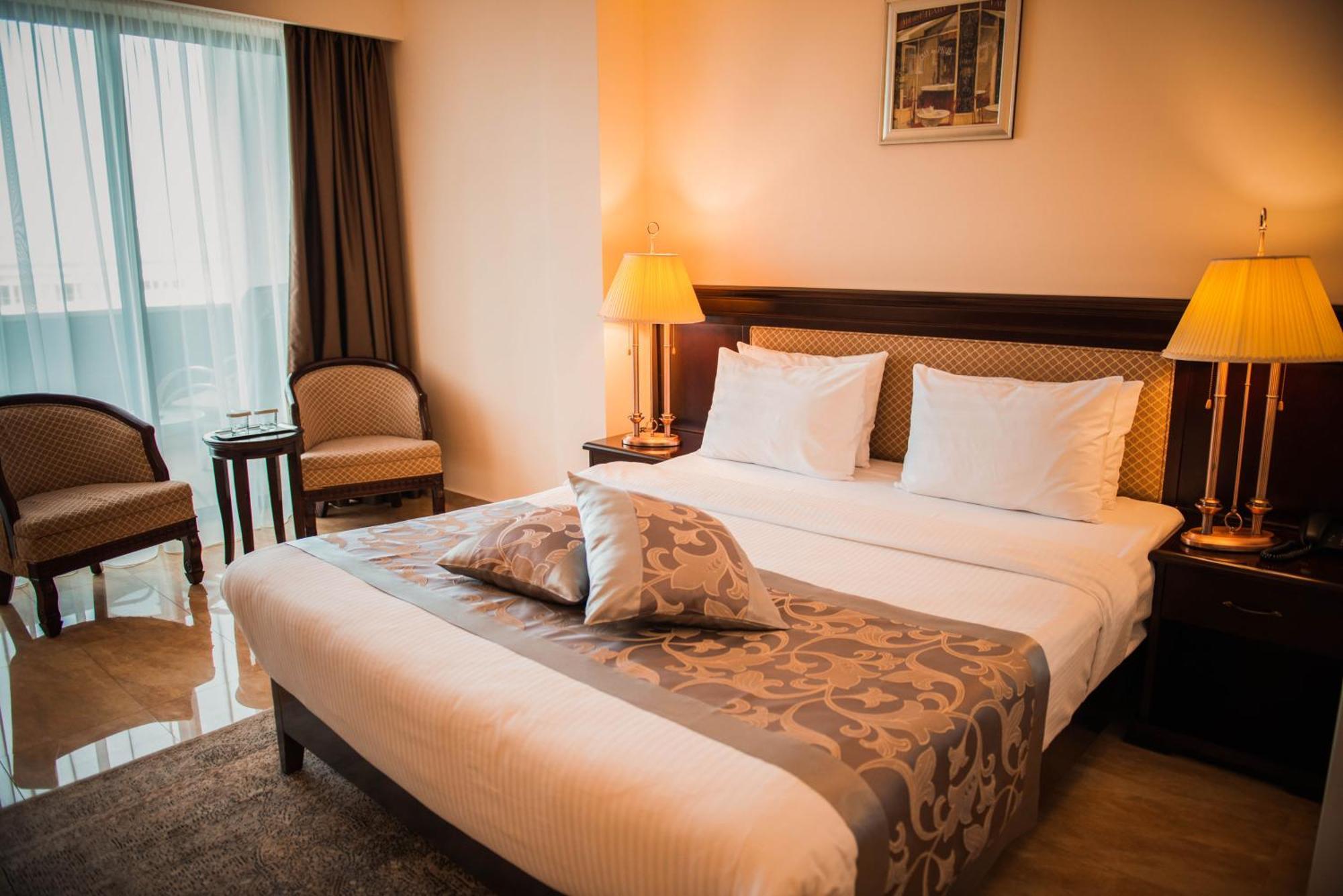 Del Mar & Conference Center Hotel